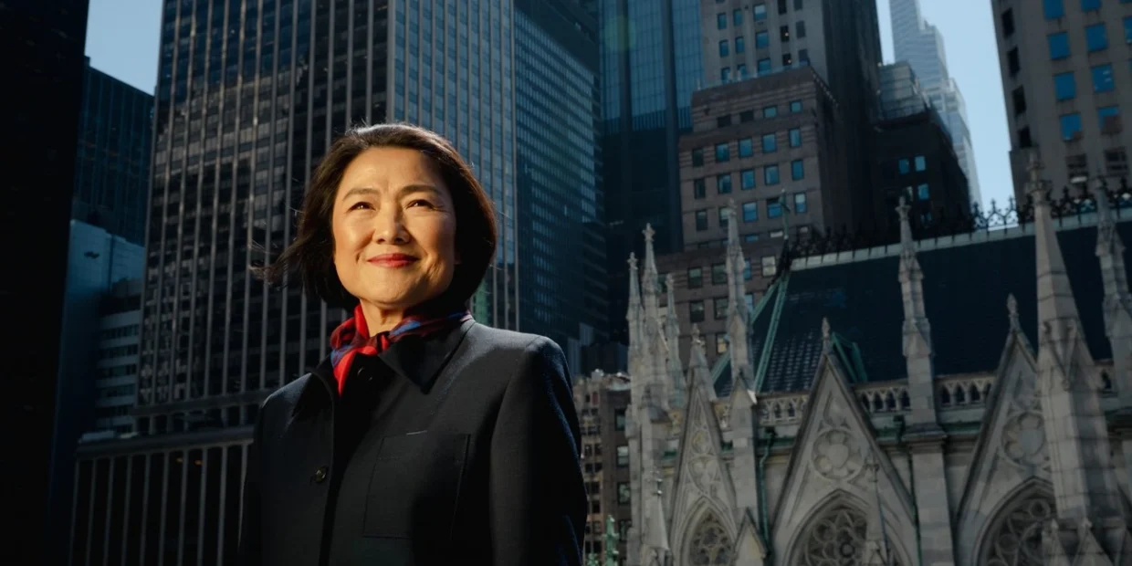 Zhang revoluciona Hong Kong com sucesso e fortuna