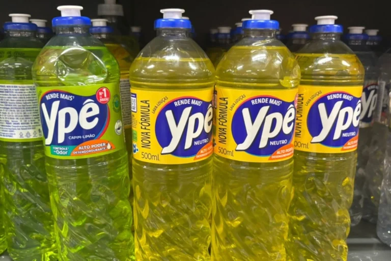 Anvisa suspende 3,5 mil produtos Ypê agora, veja risco da bactéria encontrada hoje