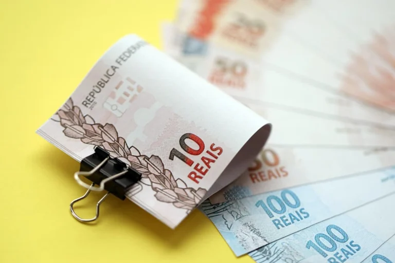 Dividendos e JCP em Maio: veja o calendário de pagamentos das principais empresas da B3