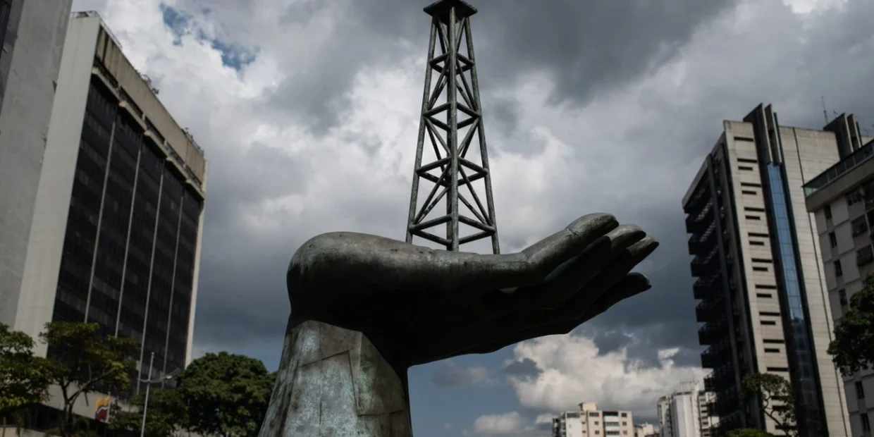Matthieu Pigasse reorganiza finanças da Venezuela agora