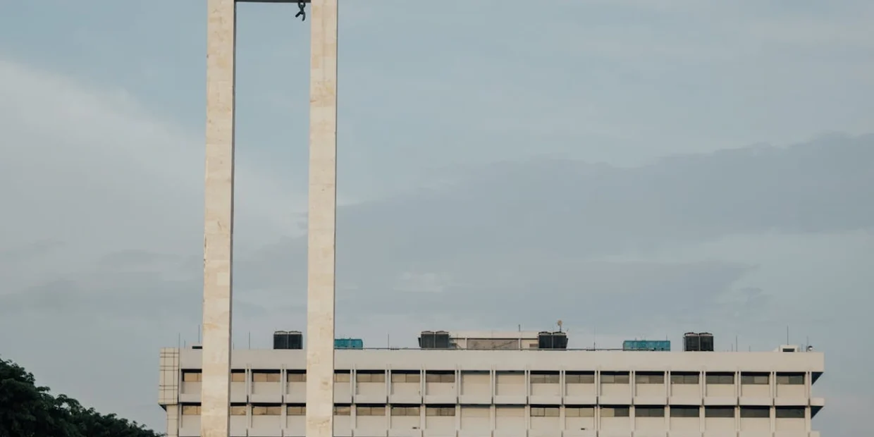 Descubra o Monumento a Estácio de Sá, guardião da história do Rio há 50 anos
