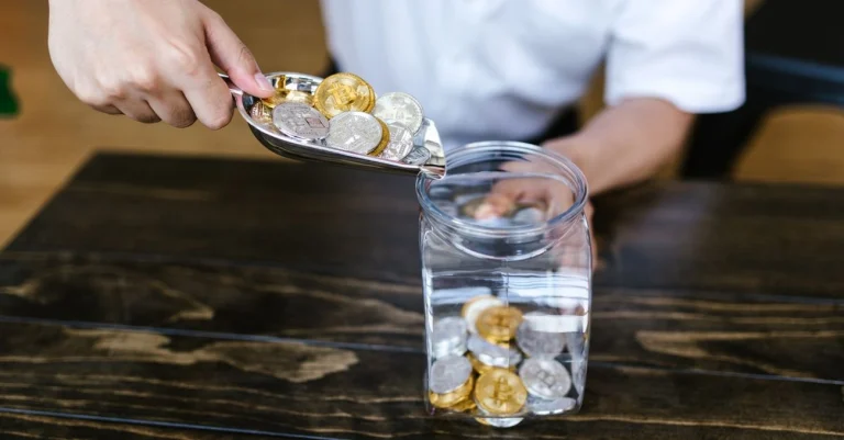 Tether lança GELT, stablecoin atrelada ao lari georgiano hoje